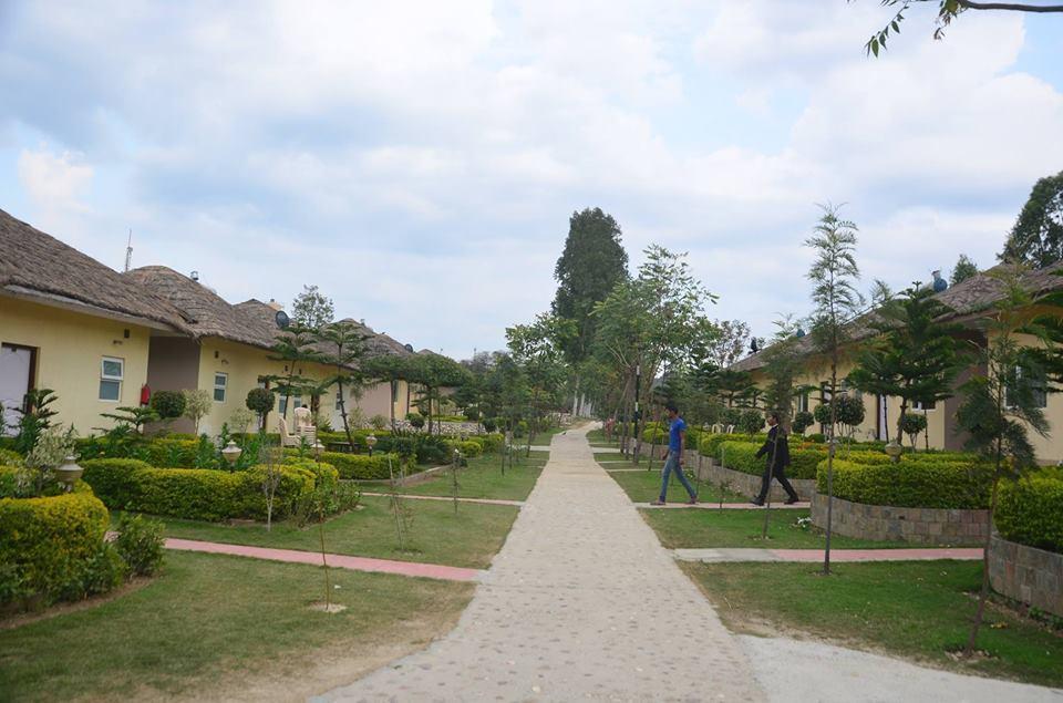 Kangs Nirvana Resorts And Spa Mahalpur Экстерьер фото