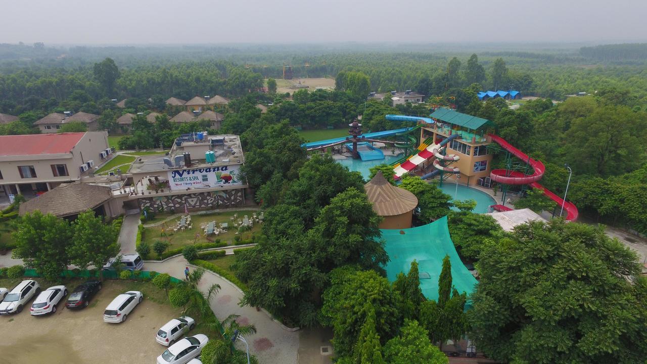 Kangs Nirvana Resorts And Spa Mahalpur Экстерьер фото