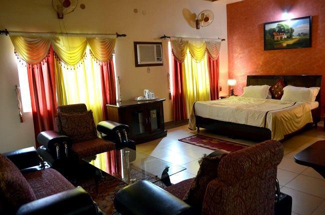 Kangs Nirvana Resorts And Spa Mahalpur Экстерьер фото